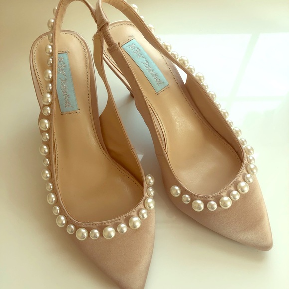 betsey johnson pearl shoes